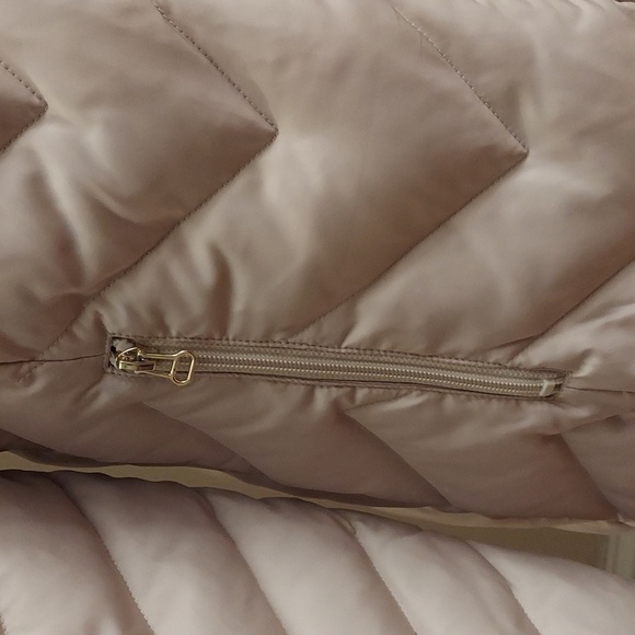 MARC NEW YORK Faix Fur Trim Chevron Quilted Down Coat - Picture 7 of 16